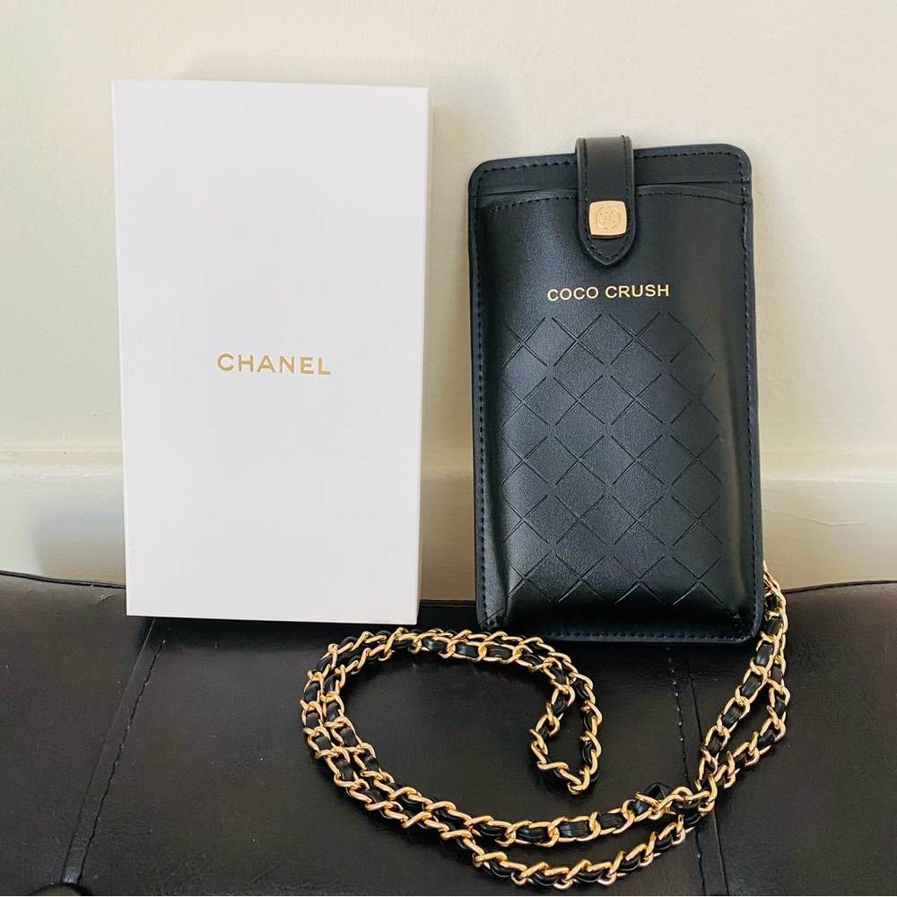 Brand New Chanel Coco Crush Black Quilted Faux Leather Phone Card Crossbody Bag